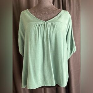 MADEWELL Short Sleeve Green Blouse Sixe Large 18